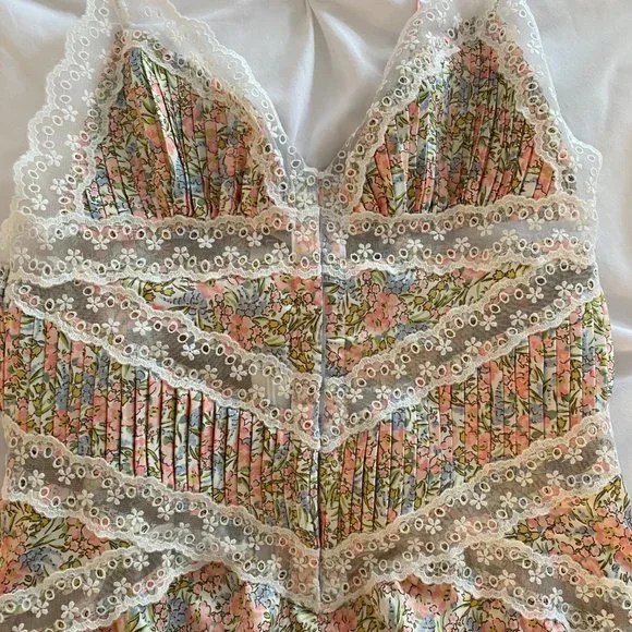 FLL Floral Lace Trim Dress-Farrah - Picture 4 of 7